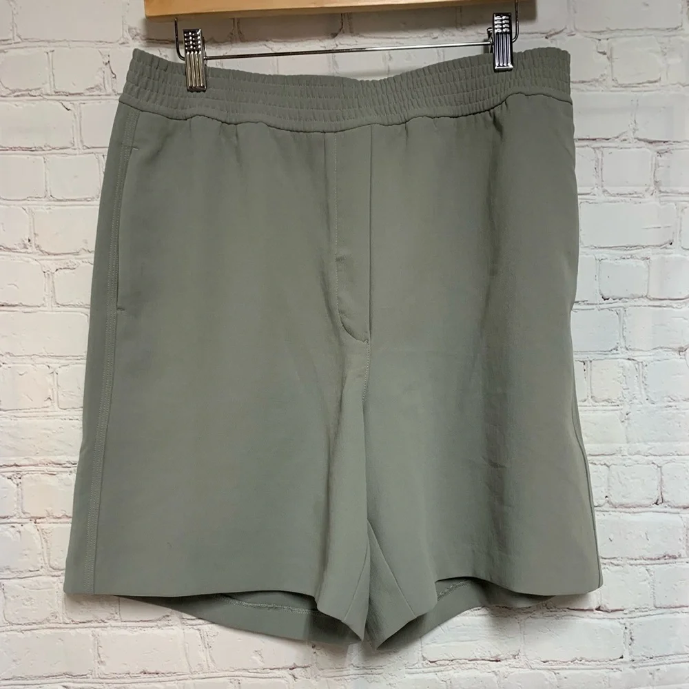 Atrizia Wilfred Gray Shorts Lightweight Elastic Waist Size L - Picture 1 of 6